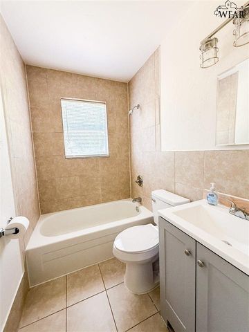 105 JAMES DRIVE, Iowa Park, TX 76367
