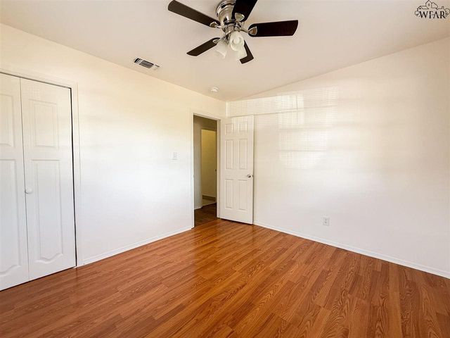 105 JAMES DRIVE, Iowa Park, TX 76367