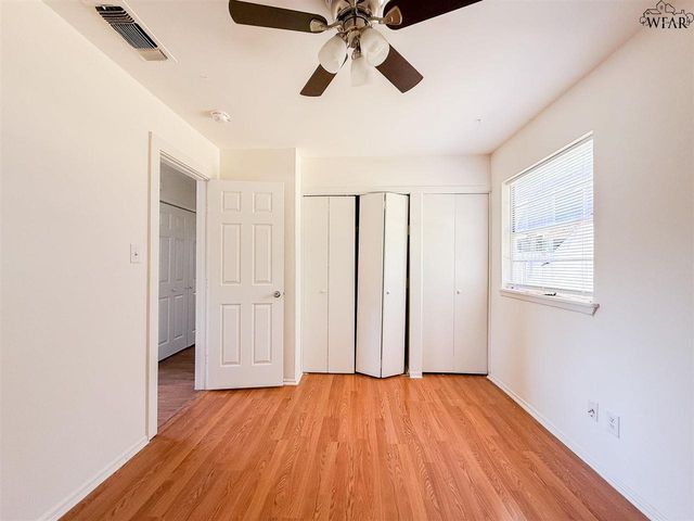 105 JAMES DRIVE, Iowa Park, TX 76367