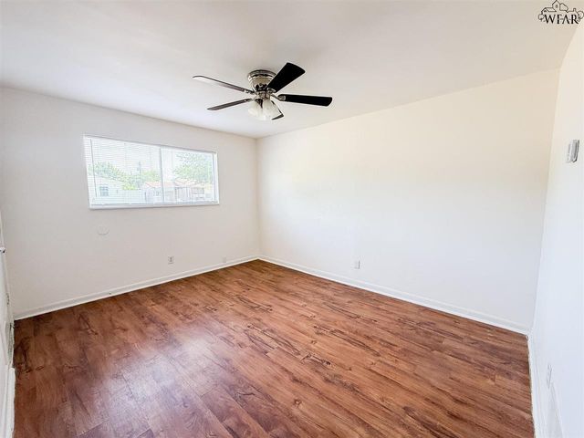 105 JAMES DRIVE, Iowa Park, TX 76367