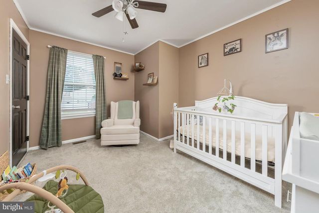515 CAMPUS DR, Williamstown, NJ 08094