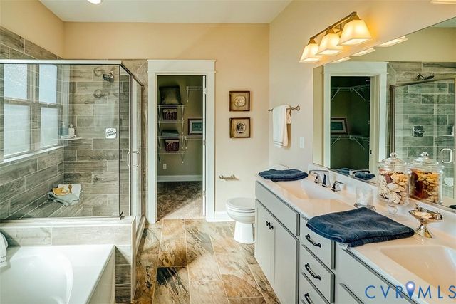 7822 Dandridge Dr, Quinton, VA 23141