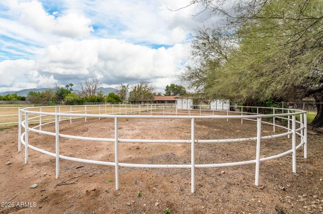 4730 W PIEDMONT Road, Laveen, AZ 85339