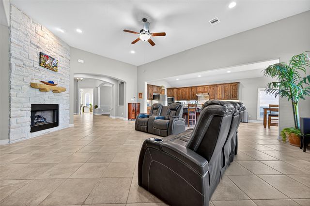 13123 Parc Lake Edge Drive, Cypress, TX 77429