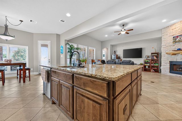 13123 Parc Lake Edge Drive, Cypress, TX 77429