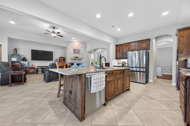 13123 Parc Lake Edge Drive, Cypress, TX 77429