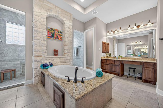 13123 Parc Lake Edge Drive, Cypress, TX 77429