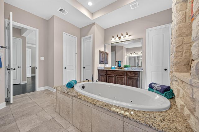 13123 Parc Lake Edge Drive, Cypress, TX 77429