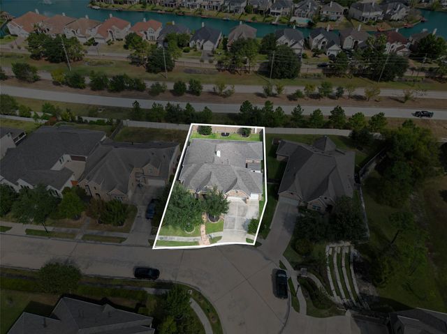 13123 Parc Lake Edge Drive, Cypress, TX 77429