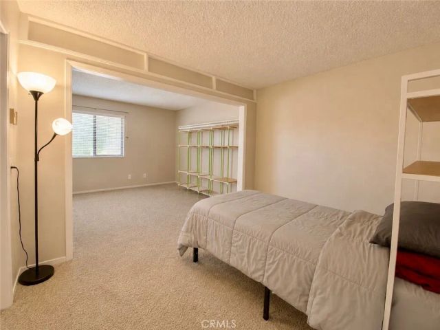 1960 S Mcclelland 33, Santa Maria, CA 93454