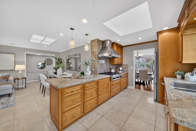 10155 Western Drive, Cupertino, CA 95014