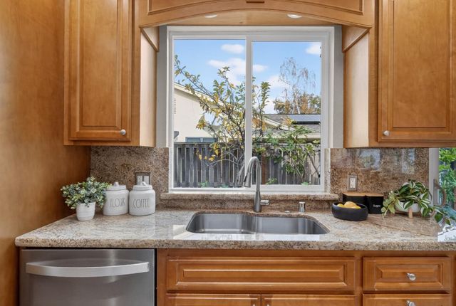 10155 Western Drive, Cupertino, CA 95014