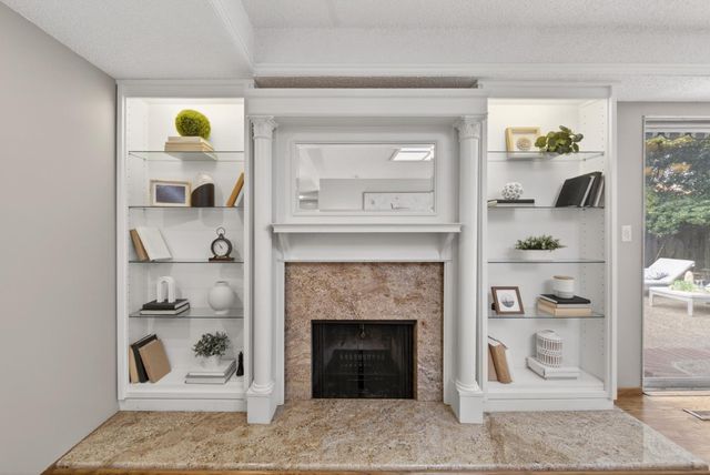 10155 Western Drive, Cupertino, CA 95014