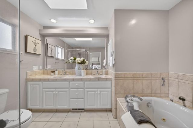 10155 Western Drive, Cupertino, CA 95014