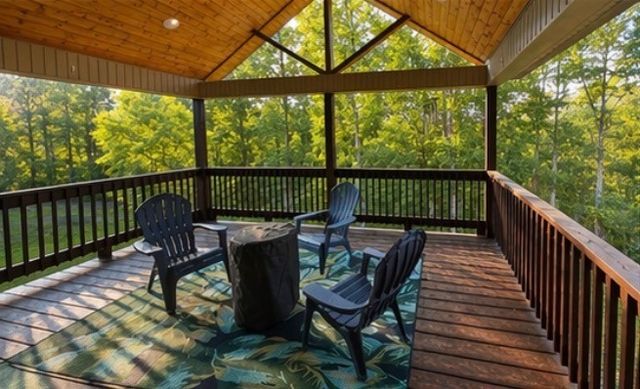 225 Antler Dr, Smithville, TN 37166