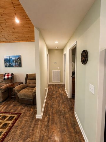 225 Antler Dr, Smithville, TN 37166