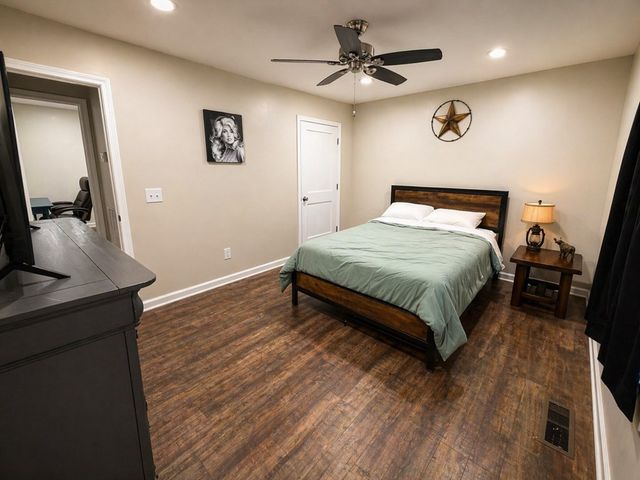 225 Antler Dr, Smithville, TN 37166