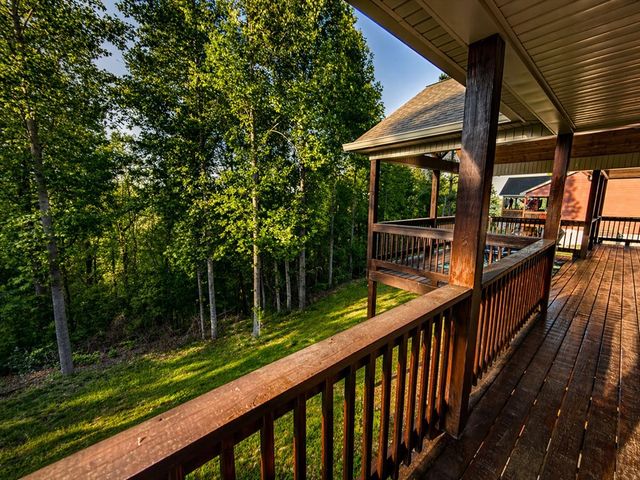 225 Antler Dr, Smithville, TN 37166