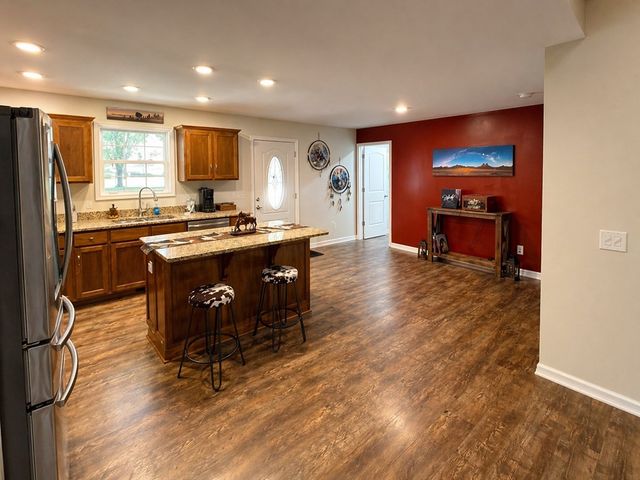 225 Antler Dr, Smithville, TN 37166