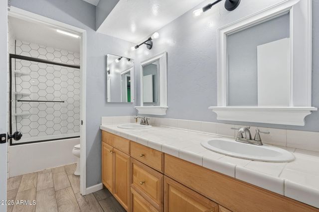 5624 S CROWS NEST Road, Tempe, AZ 85283