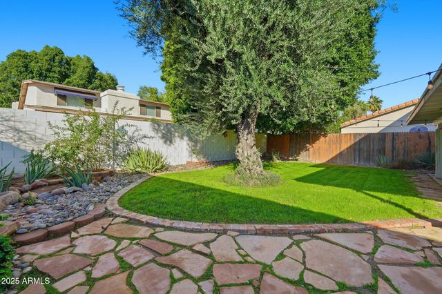 5624 S CROWS NEST Road, Tempe, AZ 85283