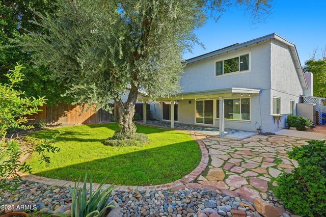 5624 S CROWS NEST Road, Tempe, AZ 85283