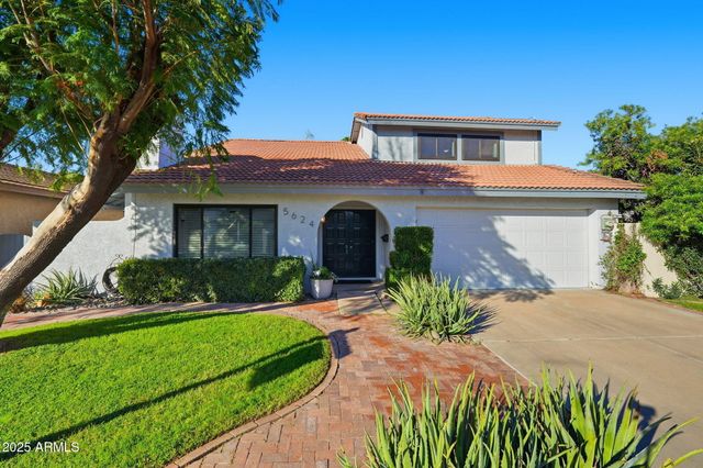 5624 S CROWS NEST Road, Tempe, AZ 85283