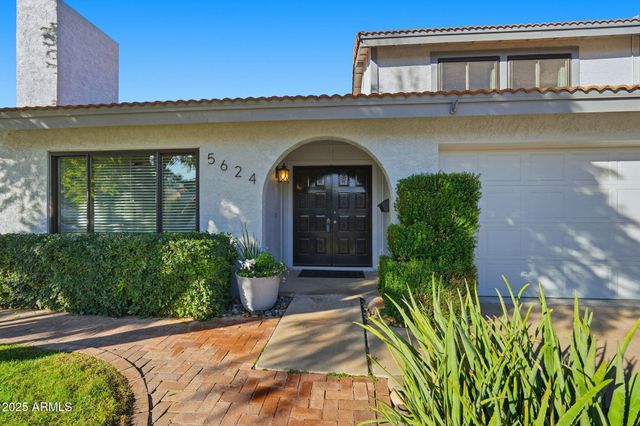 5624 S CROWS NEST Road, Tempe, AZ 85283