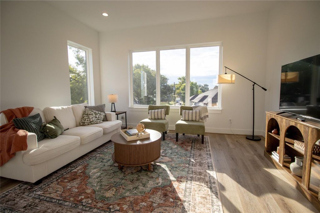 3824 Fulton Street 115, Houston, TX 77009