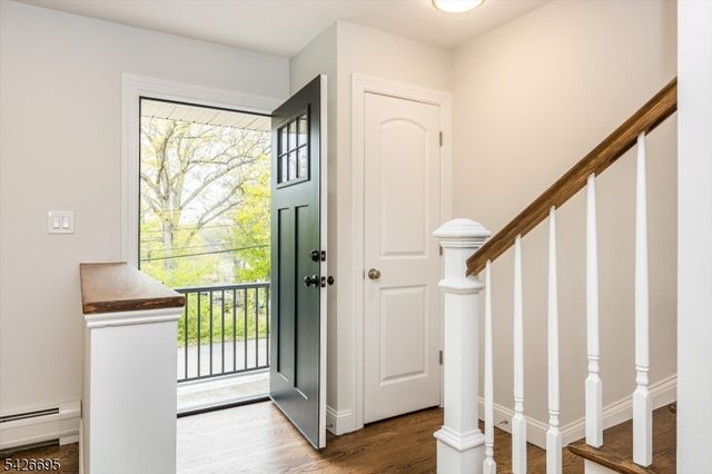 62 Elmwood Ter, Wayne Twp., NJ 07470