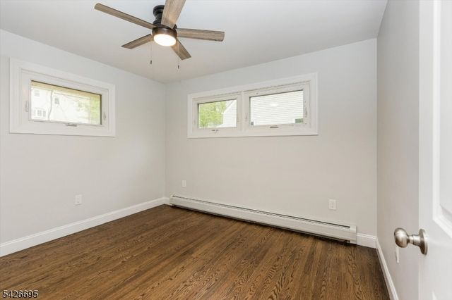 62 Elmwood Ter, Wayne Twp., NJ 07470