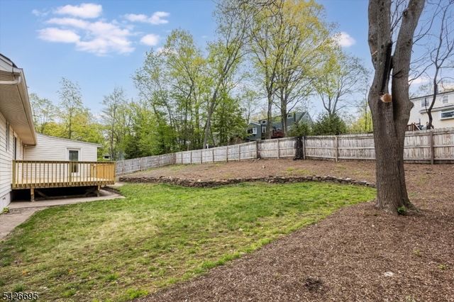 62 Elmwood Ter, Wayne Twp., NJ 07470