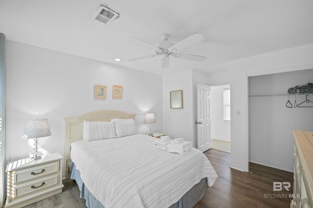 6488 Sawgrass Drive, Gulf Shores, AL 36542