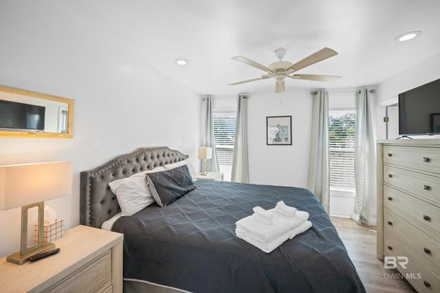 6488 Sawgrass Drive, Gulf Shores, AL 36542