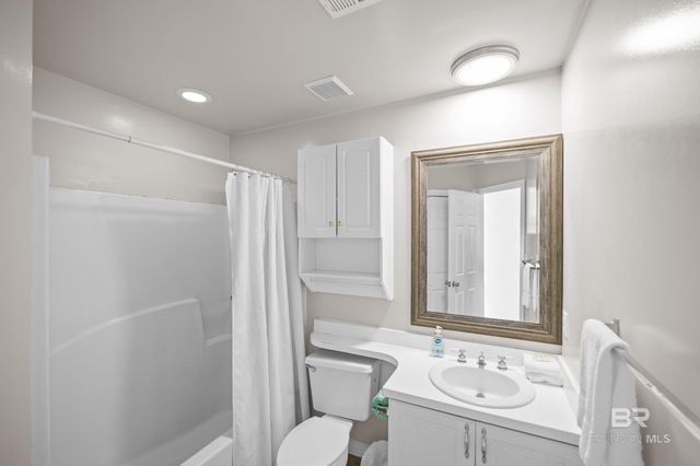 6488 Sawgrass Drive, Gulf Shores, AL 36542