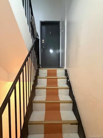 686 Fairview Avenue, Ridgewood, NY 11385