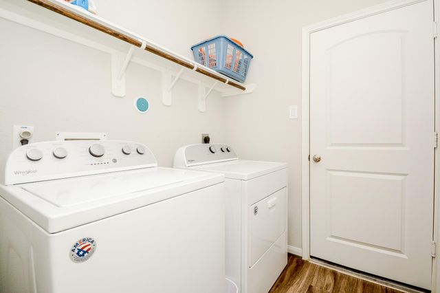 805 Willow Avenue, Cleveland, TX 77327