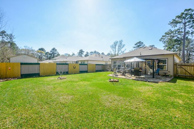 805 Willow Avenue, Cleveland, TX 77327