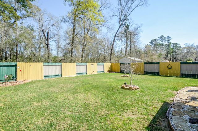 805 Willow Avenue, Cleveland, TX 77327