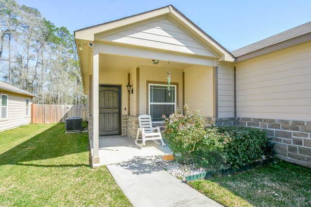 805 Willow Avenue, Cleveland, TX 77327