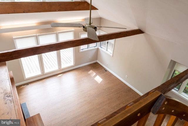 2031 HILLSIDE DR, Falls Church, VA 22043