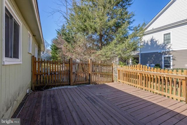 2031 HILLSIDE DR, Falls Church, VA 22043