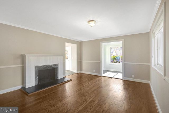 2031 HILLSIDE DR, Falls Church, VA 22043