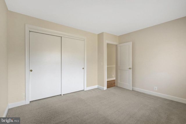 2031 HILLSIDE DR, Falls Church, VA 22043