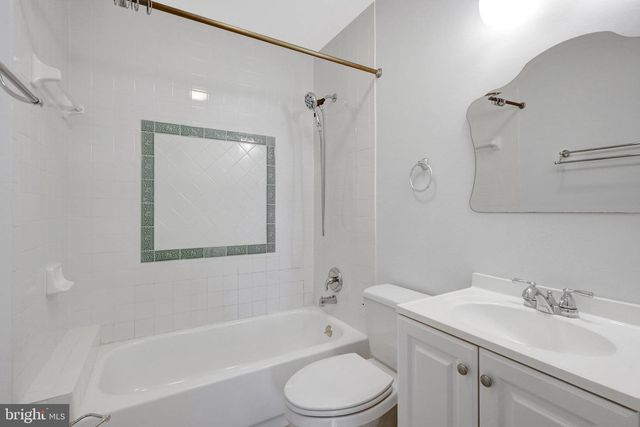 2031 HILLSIDE DR, Falls Church, VA 22043