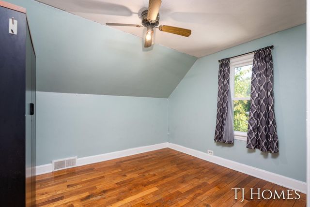 8966 Holton-Duck Lake Road, Holton, MI 49425