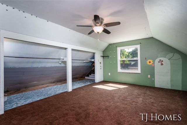 8966 Holton-Duck Lake Road, Holton, MI 49425