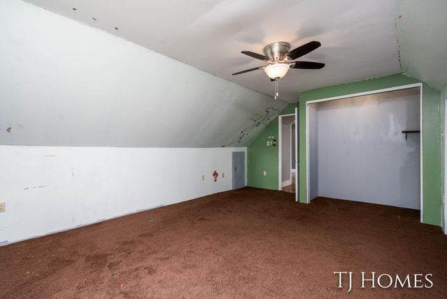 8966 Holton-Duck Lake Road, Holton, MI 49425