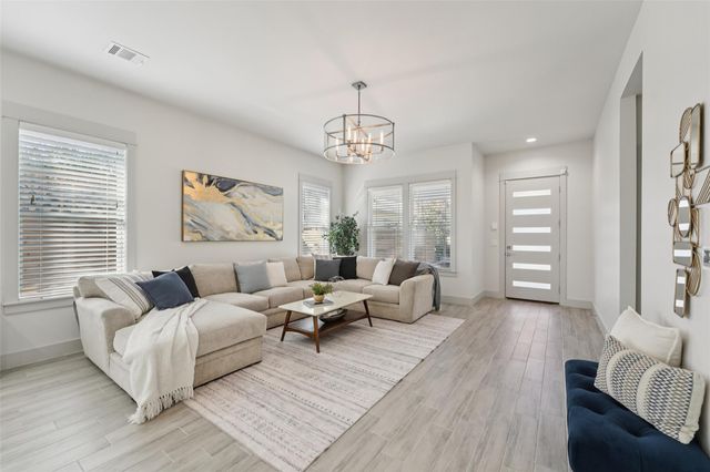 3711 Cedar ST, Austin, TX 78705