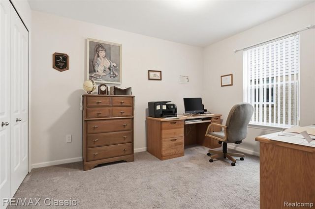 9260 Liberty Court, Livonia, MI 48150